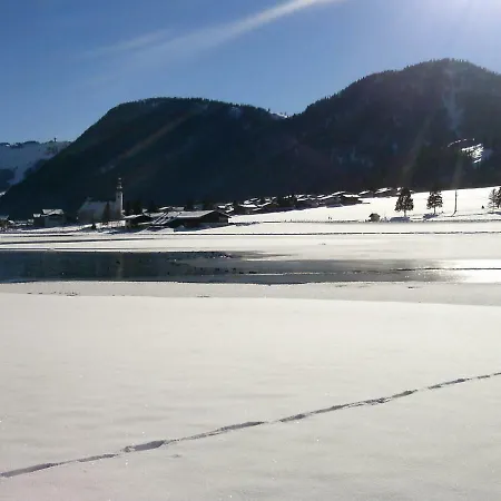 Gaestehaus Neumayer Lägenhet *