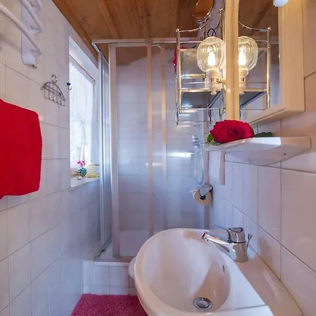 Gaestehaus Neumayer Lägenhet *