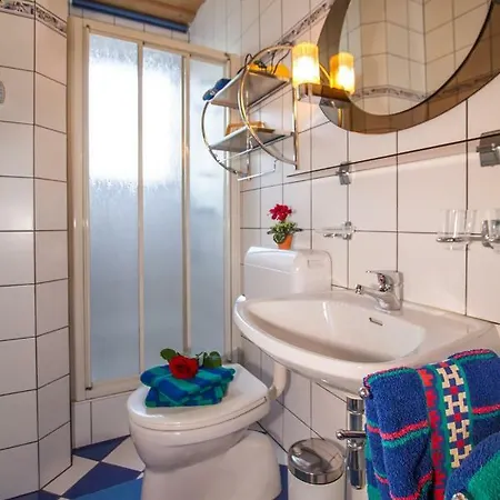 Gaestehaus Neumayer Lägenhet