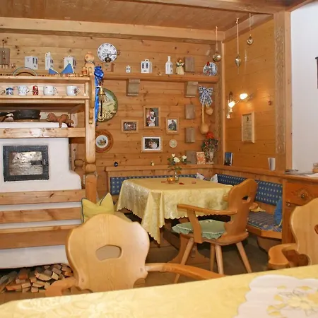 Gaestehaus Neumayer Lägenhet
