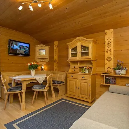 Gaestehaus Neumayer Lägenhet Fieberbrunn