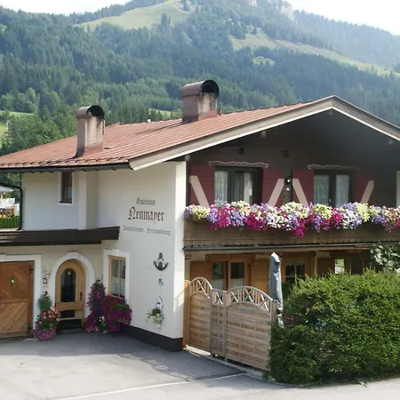 アパート Gaestehaus Neumayer *