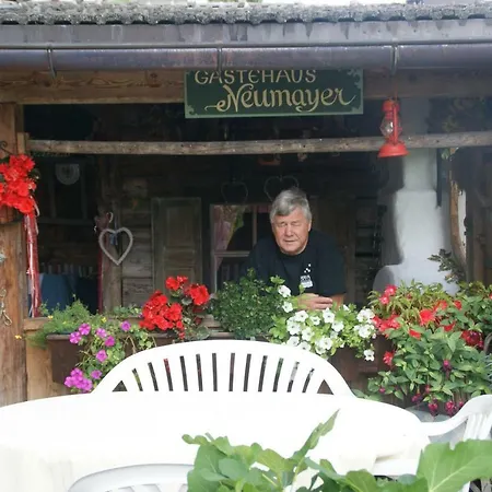 Gaestehaus Neumayer